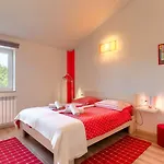 Traumhafte Mit Tischtennis, Spielplatz, Basketballplatz, Privatpool, Outdoor-kueche * بازين