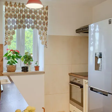 度假居 Traumhafte Mit Tischtennis, Spielplatz, Basketballplatz, Privatpool, Outdoor-kueche 帕津