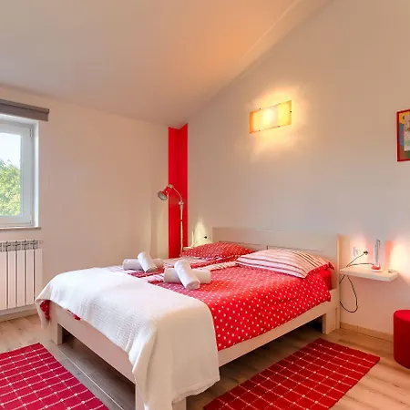 Traumhafte Mit Tischtennis, Spielplatz, Basketballplatz, Privatpool, Outdoor-kueche * 帕津